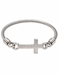 Brazalete en Acero con Cruz Horizontal | Fe en el Camino, Serenidad y Firmeza
